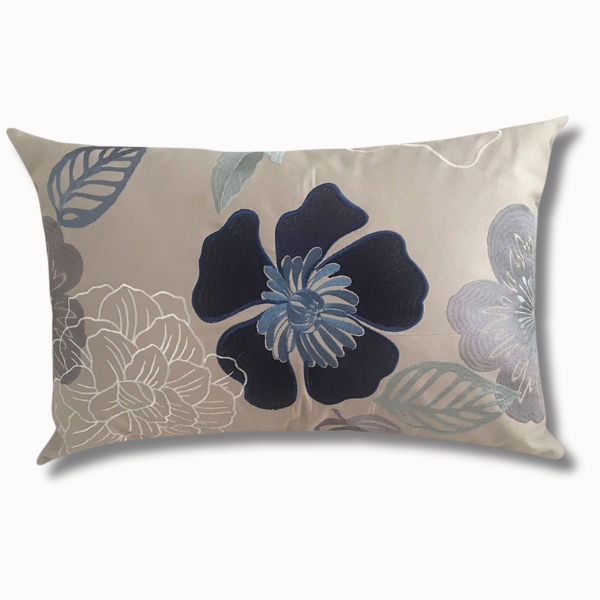 cojin bordado azul seda