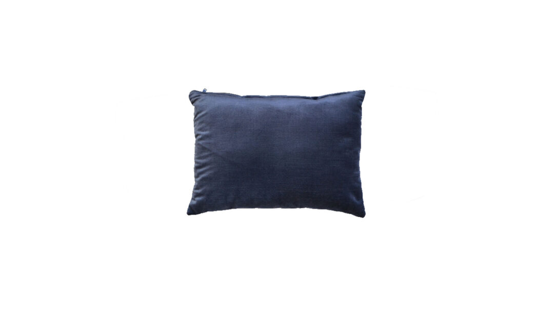 Cojin de terciopelo azul